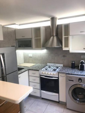 Hermoso departamento 2 amb.Zona pinos de anchorena